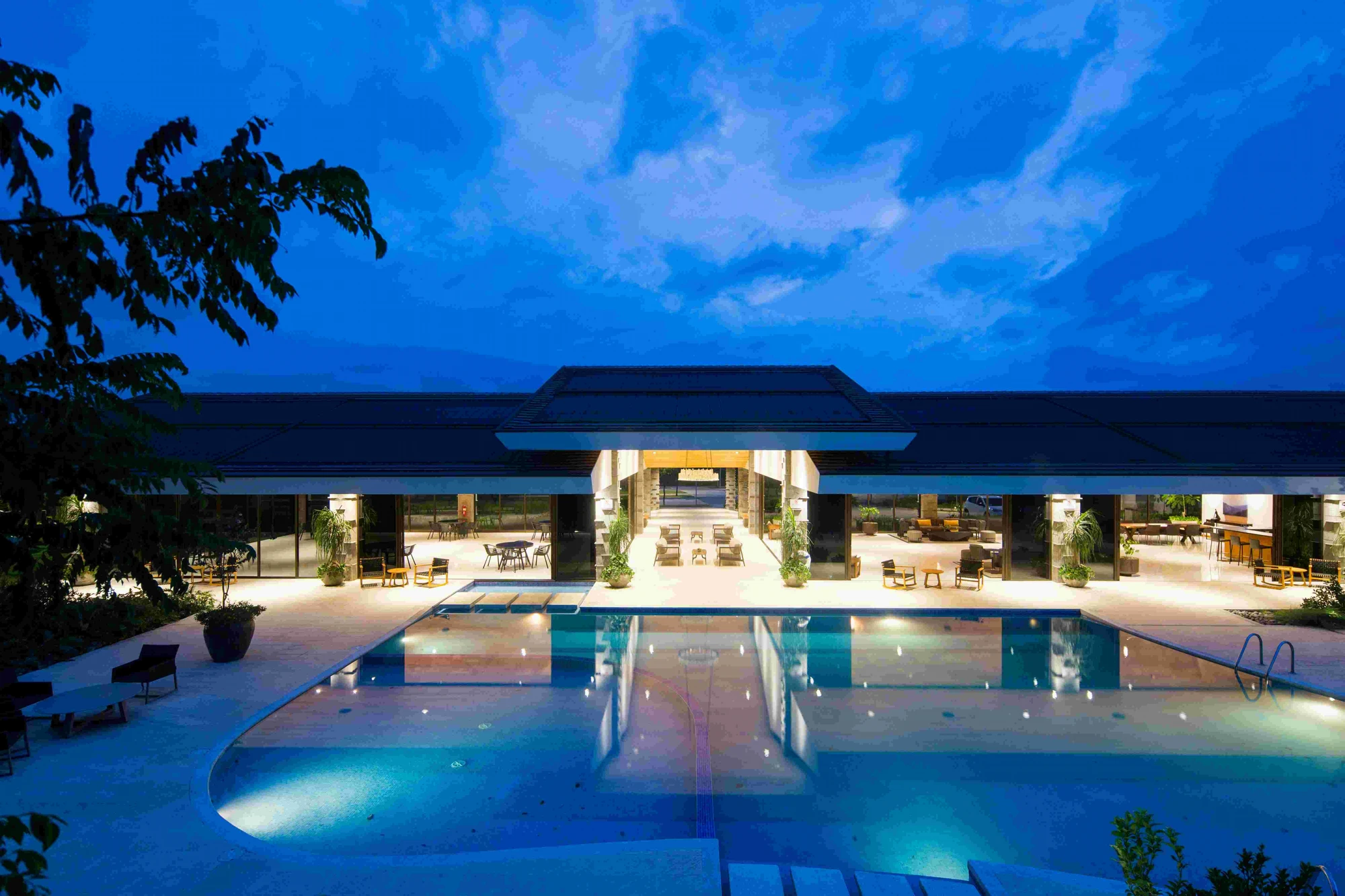 Hotels & Hospitality